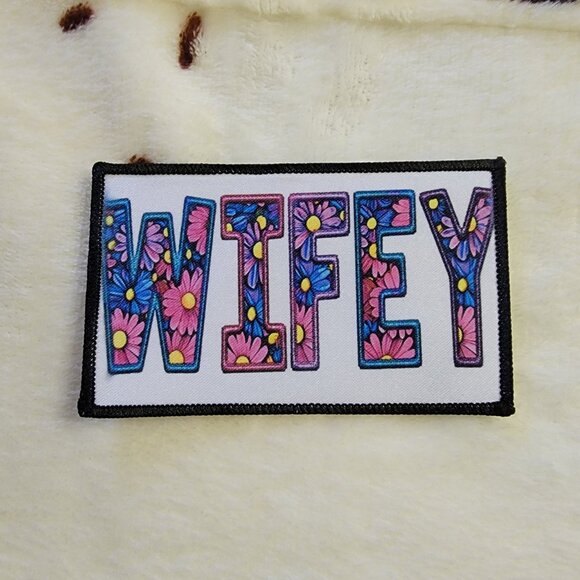 Wifey Floral Sublimation DYI Fabric Hat Patch Glue Iron On Sew Hat Patch - Picture 2 of 6